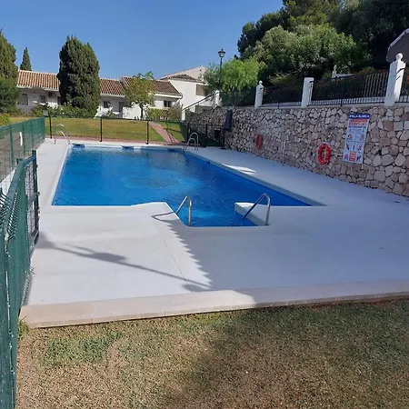 アパート Lux 2 Kmr App Stella Blanca Met Zwembaden Airco En Zeezicht フエンヒロラ