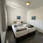 Lux 2 Kmr App Stella Blanca Met Zwembaden Airco En Zeezicht